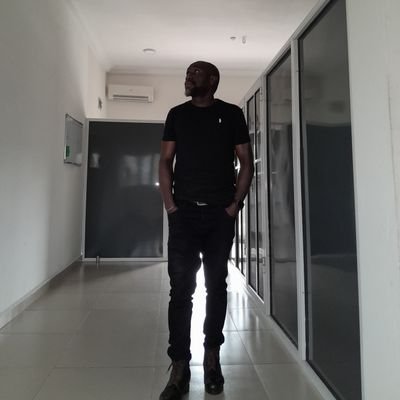 •Ethical Hacker🧑🏾‍💻
•BA English & Literature👨🏿‍🎓 
•PGD Mass Comm🎓 
•Ex footballer⚽
•Hospitality 
•Maritime 🛟🦺
#Cybersecurity #KTBFFH