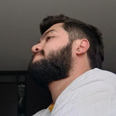 A veces soy chistoso // Intento de profesor, doblador y escritor. Guapísimo el que lo lea.
