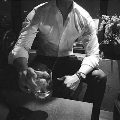 milanomansex's profile picture. 💎 Singolo Elegante, Dotato e molto Resistente 💎 per Singole e Coppie anche in Party Trasgressivi ⚠️No mercenari e eterni indecisi ⚠️ milanomansex@gmail.com