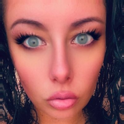 LynneDannii's profile picture. My Exsistence Violates Community Guidelines ❣️ Instagram: lynnedannii Cashapp: $danniilynne Snapchat: nellielynne22