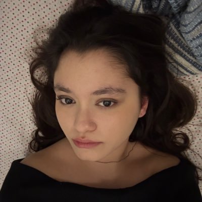 lilyknows2much's profile picture. 19 | i’m a rich man 🐈‍⬛ #1312