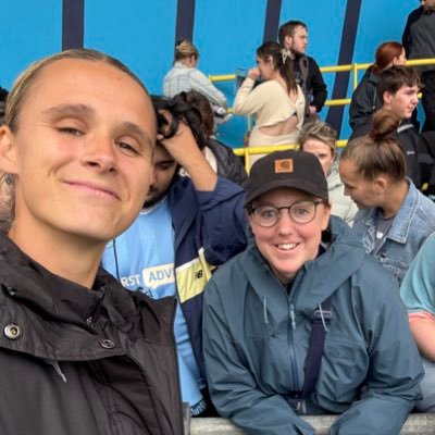 Lizzie222's profile picture. Hiya!