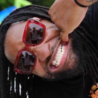 iamshellyshel's profile picture. That dude from twitter