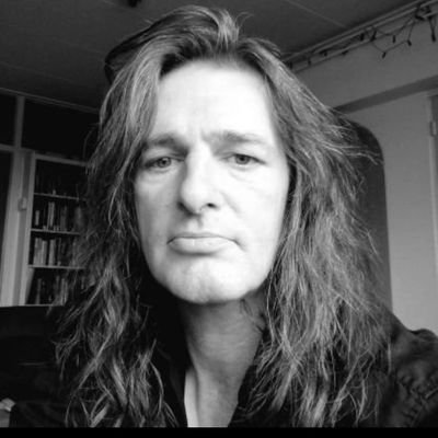 AndredeVegte777's profile picture. Chess(M), Physics, Math, Theology, History.
This account is ment to show the beauty that serounds us.
Left oriented thinker.
Feuled by love alone.✌️🇵🇸 🇺🇦
