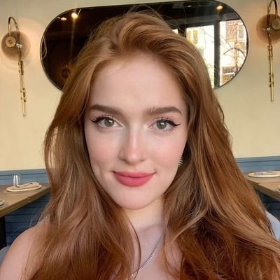 Isabella49959's profile picture. 