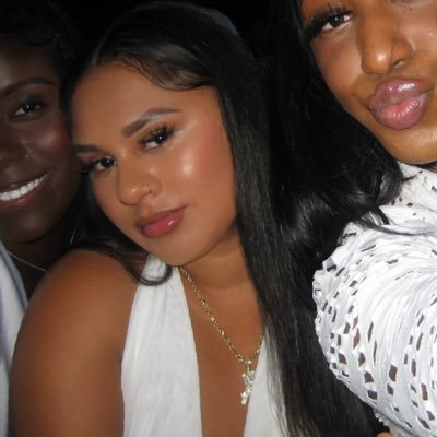 _Amarianaaa's profile picture. 24 living life 🍭