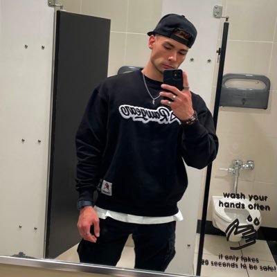 VinnyReaper's profile picture. 