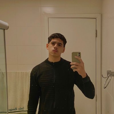 CarlosHen1337's profile picture. 