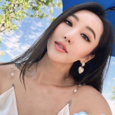 AnnaAnna19870's profile picture. Go with the flow, achieve your goals, and see everything through to the end.