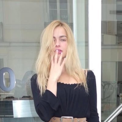 angelwing2002's profile picture. 