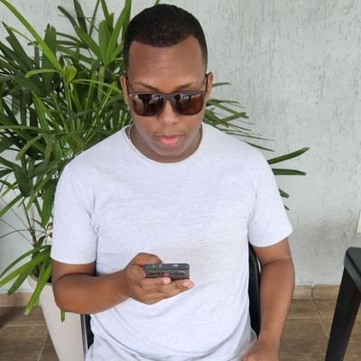 danielnasc98's profile picture. 💡Follow your dream.

@laisoar3s ❤️