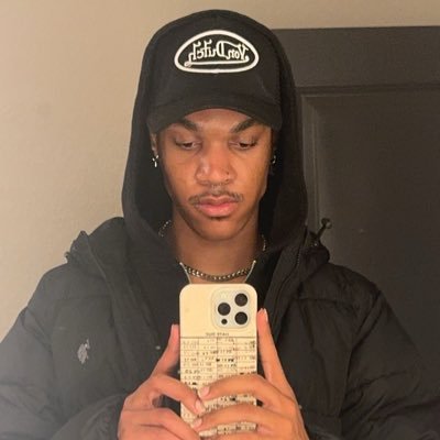 notjayblk's profile picture. it’s either this or a lobotomy