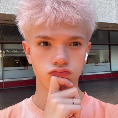 KrpinD52150's profile picture.