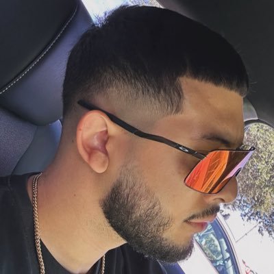 SDMartinez0's profile picture. 🇨🇴Latino - DM for customs 👣🧦👟👖⛓️🪢😈