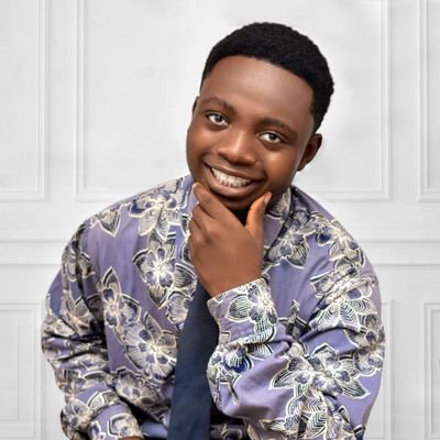 EmmaIbitayo's profile picture. Frontend developer 🧑‍💻|| Sales and Marketing 🙂‍↔️|| I build clean & responsive websites || Tech Content creator🦾|| Aspiring Fullstack Developer🚀