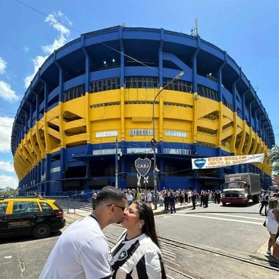 JuniinhoCitou's profile picture. Mentes são como para-quedas, só funcionam abertas ☮️💡