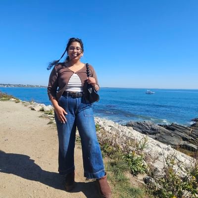 didiyaya_'s profile picture. the birds...are chirpin'