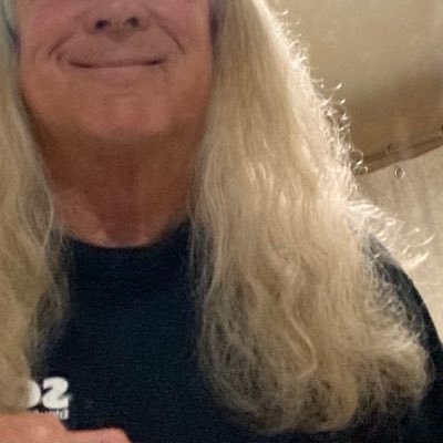 MrOperaDen's profile picture. DM‘s are open to hear your story about sports, politics, opera or quality programming❣️ #MetropolitanOpera🌹#IndianaUniversity ❤️