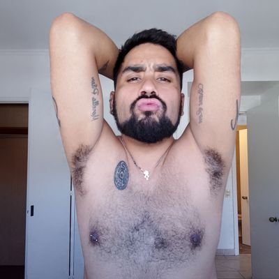 🐻 Osito
♈ 19/04
🐶🔥 Perro de fuego 
🏳️‍🌈 Libre