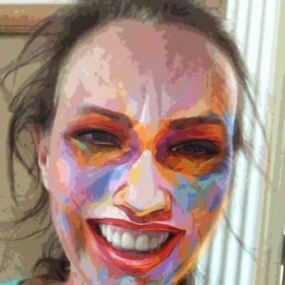 ClaudiaSimgxlb's profile picture. My specialist is to be blessed by God