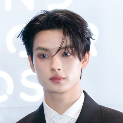 FjvhVmvh38292's profile picture. บีอัส แฟนคลับน้องบัส 
เมน: ขุนพล ปองพล ปัญญามิตร 
เพลงที่ชอบ: Watch you step