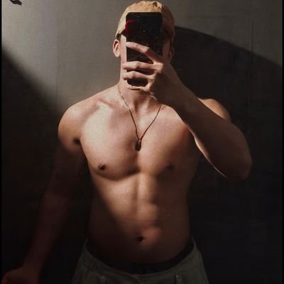 callme_cholo's profile picture. ♑| Architect | 🔝 5'6 | Your Moreno guy from
Pampanga📍| Introvert I Cat Dad 😼| ML:464361343