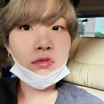 @BTS_twt fan account / hablo de lo q se me canta
