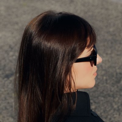 awakutuu's profile picture. 
