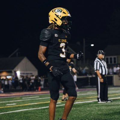 MakhiBoone's profile picture. 3⭐️ DB @MiamiOHFootball C/O 2026 | Early Grad| CB @ St. Ed’s 💚💛 | 6ft 175lbs 440-412-8277 | 3.0 GPA | https://t.co/utdUX55sMQ