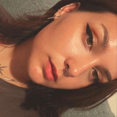 ✞ ΔVØ ✞ | H ☻PE WRLDさんのプロフィール画像