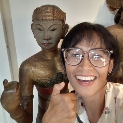 be4rnadette69's profile picture. my prev acc @.bearnadette69 @.b3rnadette69 got sus