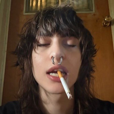 l0ra_xx's profile picture. 𝑀𝒾𝓈𝓊𝓃𝒹𝑒𝓇𝓈𝓉𝑜𝑜𝒹 𝒫𝓇𝒾𝓃𝒸𝑒𝓈𝓈💋