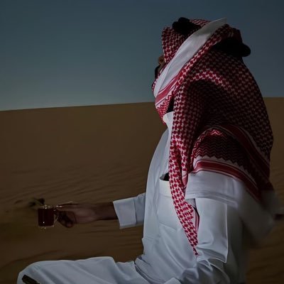 أنا الضحوك اللي داخله « ألف علّه »