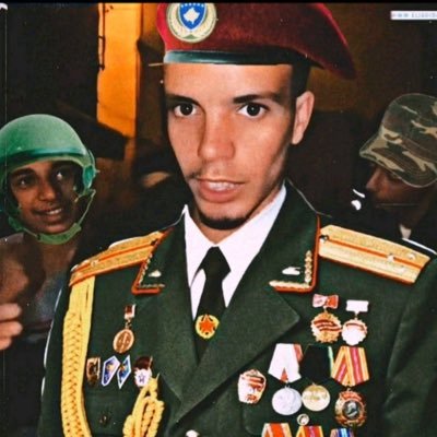 NiqueLaCaf's profile picture. #earlybirdgetsdaworm