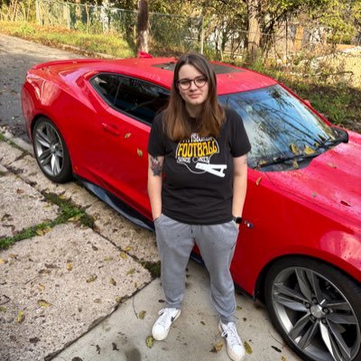 lhall_85's profile picture. 🏈 #HereWeGo 🏒#LetsGoPens 🧡#GOVOLS