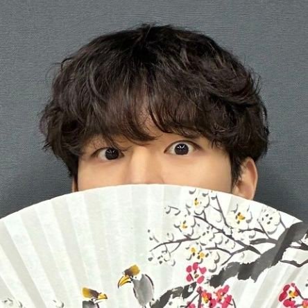 seungliciouss's profile picture. seungmin utted e minsung biased. o que significa diretamente que sou perturbada e lésbica ✧ art @iubymin