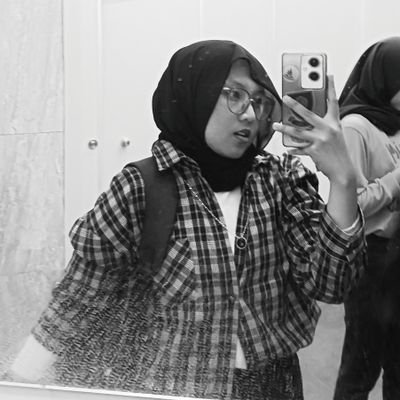 stud_Nathania's profile picture. gausah alay