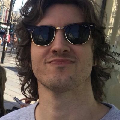 DeanLewis477359's profile picture. 