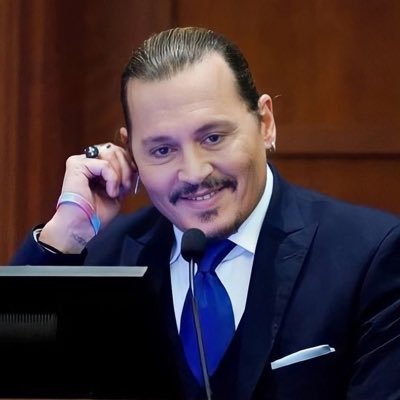 JohnnyDeppykti's profile picture. HYDE - Official Comic-Con Trailer (Johnny Depp and Ridley Scott) | SDCC ... https://t.co/0Lbh3f2tcD... • via @YouTube