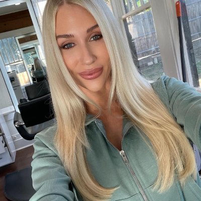 qyhyvygewe's profile picture. 