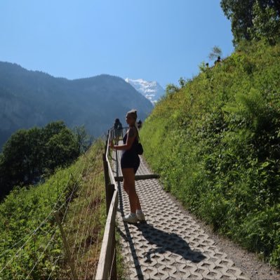 babybonklin's profile picture. cap🌞 sag🌙 gemini🌅