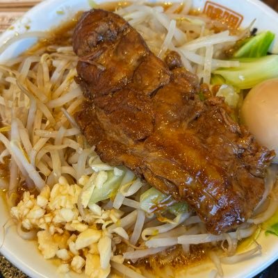 8eOoY0JlYoiCFEj's profile picture. 