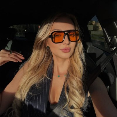 LucynmmmlLucy's profile picture. 🌿 Canadian coffee shop owner | Love handcrafted coffee and cozy vibes | Every cup brings warmth and love | Come enjoy the creativity with me! ☕💖 #CoffeeTime