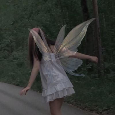 Likingquietly's profile picture. 