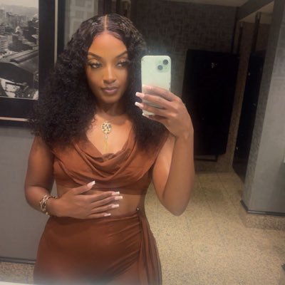 xLeela94's profile picture. Unbalanced Libra✨