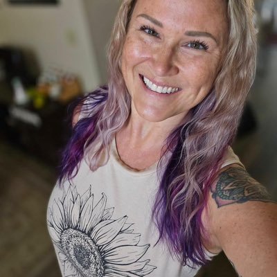 rachellunas3's profile picture. 