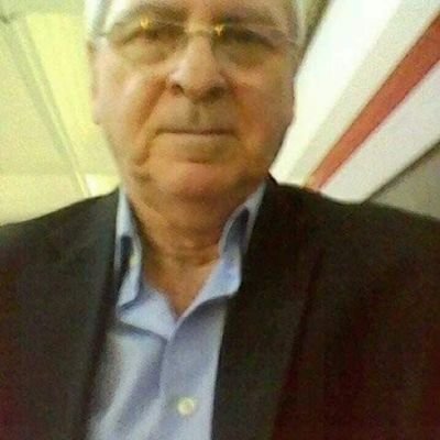 Orhan871031's profile picture. Eski futbolcu, emekli turizmci, Kuzguncuklu, Türk.