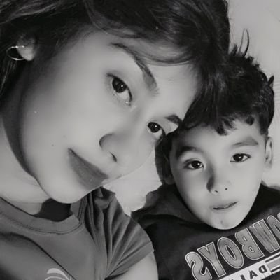 yas588271's profile picture. 