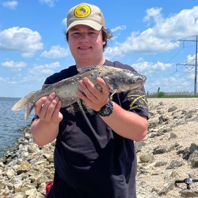 Deej_424's profile picture. Mizzou, CFB, Chicago Native. Love the Bears (no matter what) big Blackhawks guy. Cubbies Cultist.