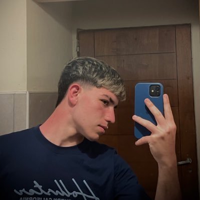 pablozu09's profile picture. 🐺